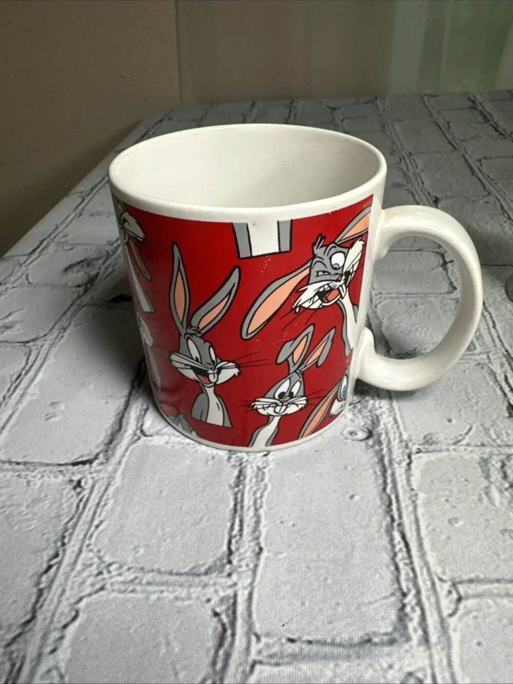 N/A vtg looney